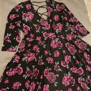 Torrid knee length 3/4 sleeve dress.